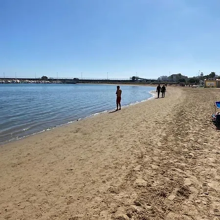 A 3 Minutos De La Playa * تورّيفيِخا