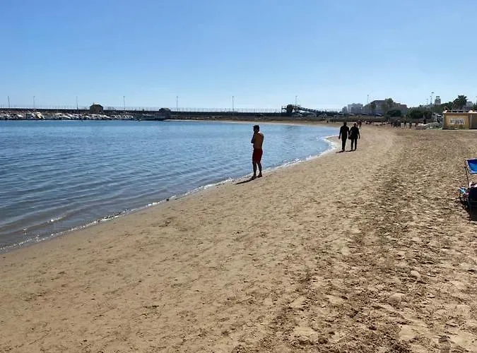 A 3 Minutos De La Playa * تورّيفيِخا