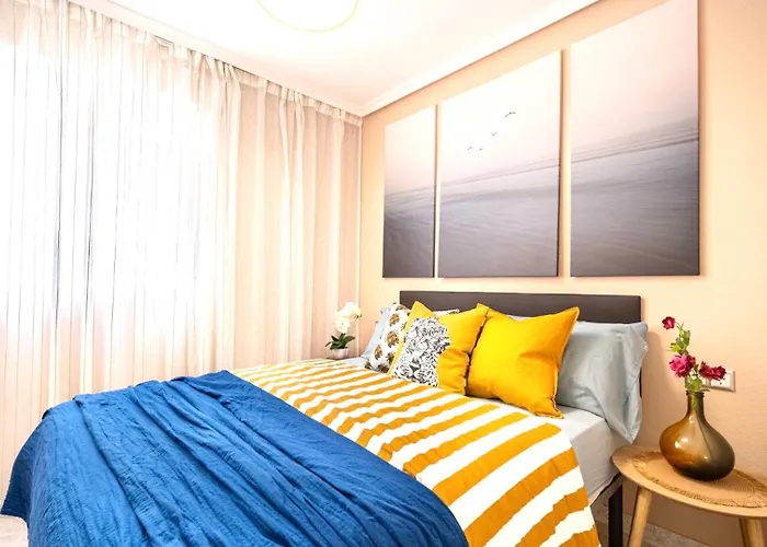 A 3 Minutos De La Playa تورّيفيِخا